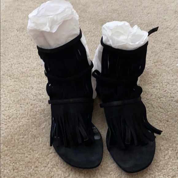 Gucci suede fringe sandals 6 - Picture 9 of 10